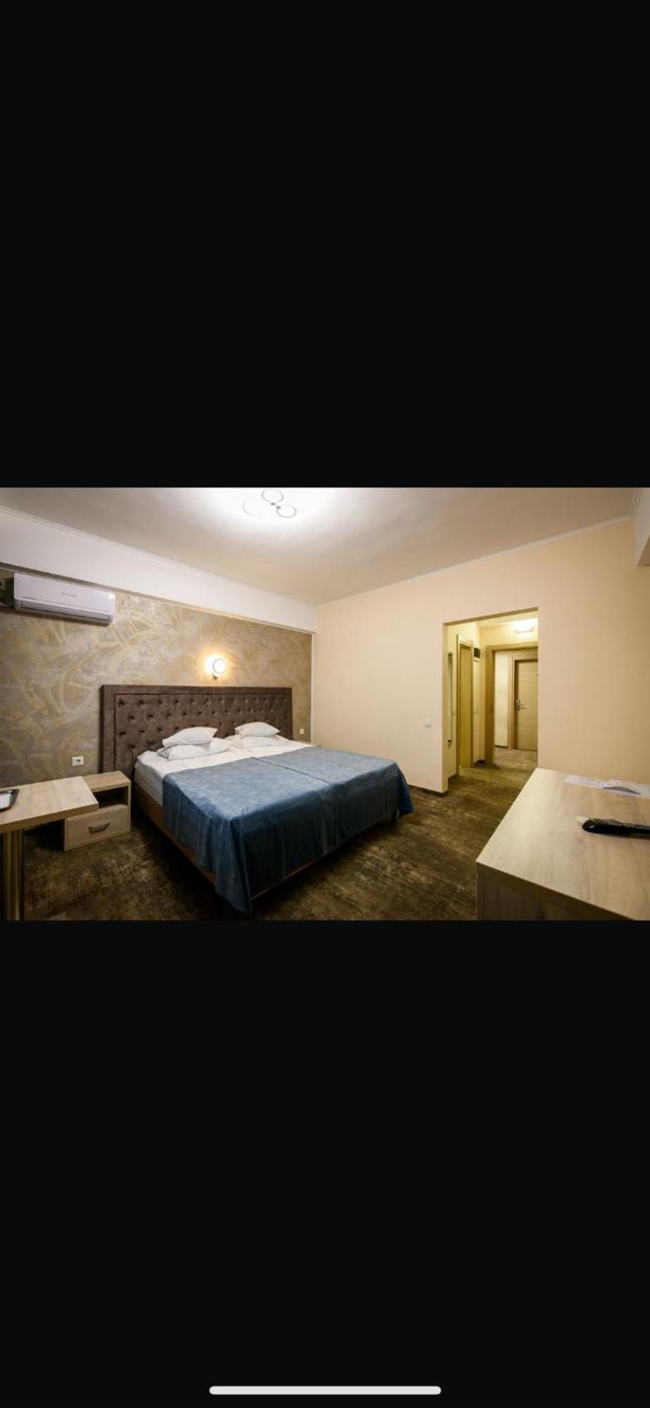 Hotel Tiara Ploiesti Exterior photo